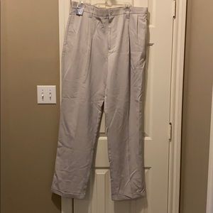 Docker’s Pro Pant Authentic Golf Apparel